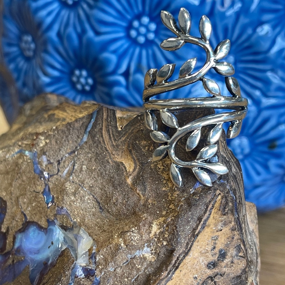 Sterling Silver Carved Leaf Ring